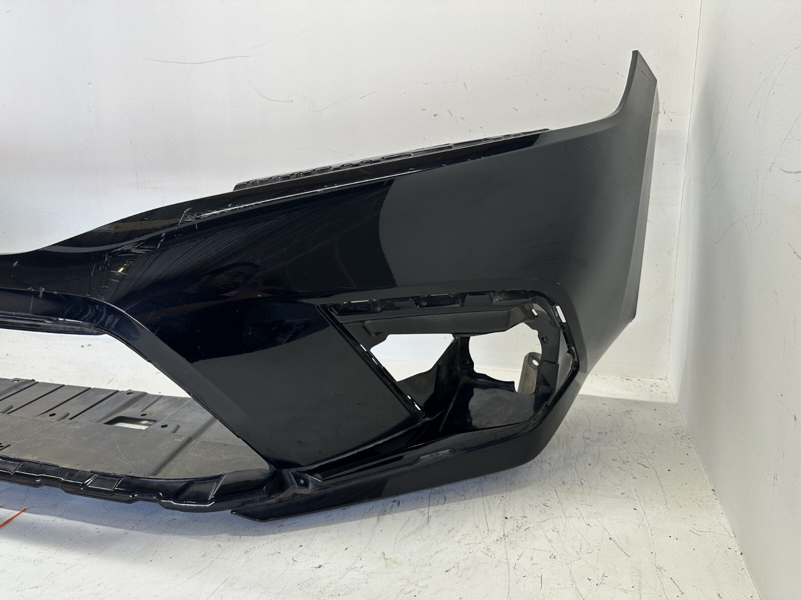 Front Bumper Cover Black 2022-2023 Honda Civic 71101-T20-A000 OEM