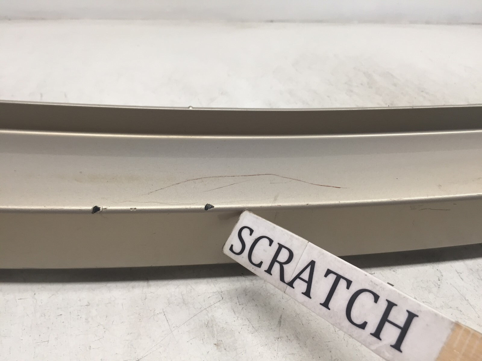 Rear Upper Bumper Cover Saturn Outlook XE XR 2007-2010 25789726 OEM