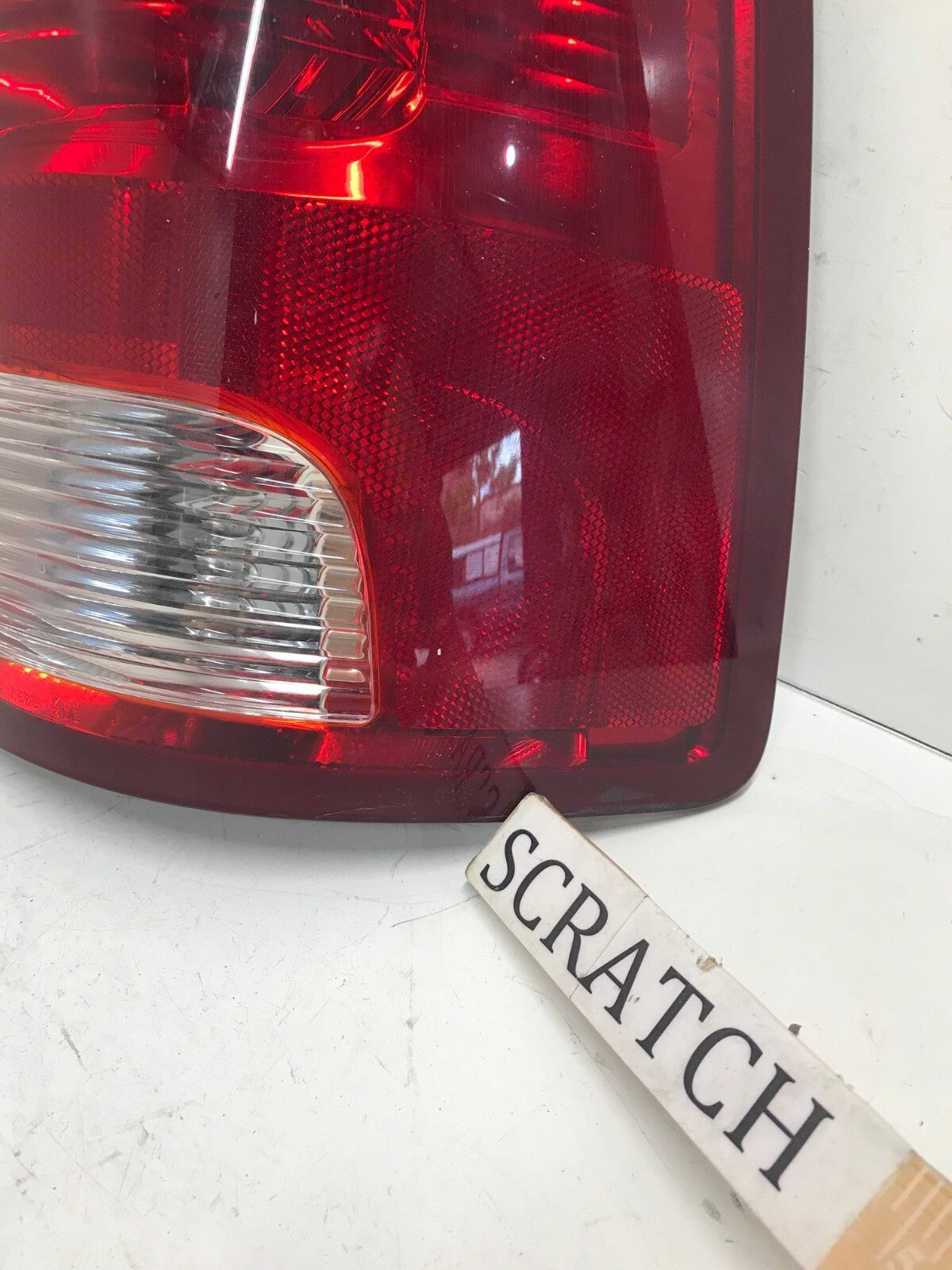 Tail light Damaged RH Right Dodge Ram 1500 2500 3500 2009-2018 55277414AA OEM