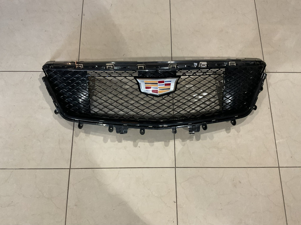 Grille Grill 2024 2025 Cadillac XT4 CAPA