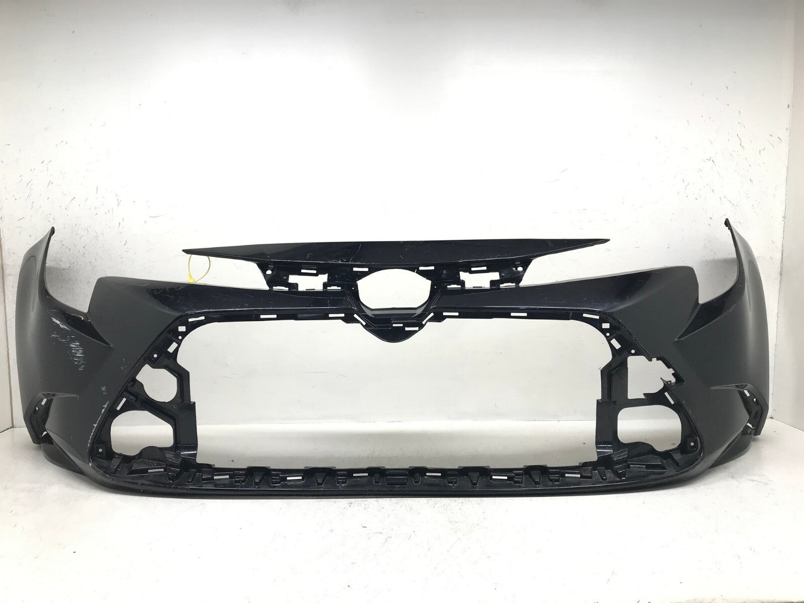 Front Bumper cover Toyota Corolla Sedan LE/XLE/Hyb Black 20 21 52119-12G00 OEM8