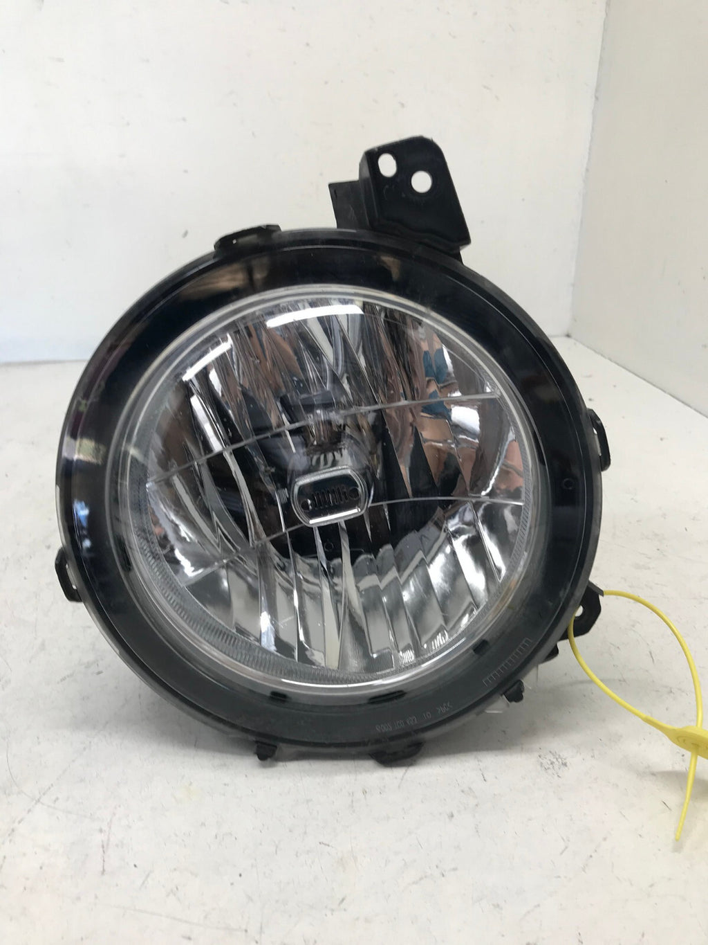 Headlight Damaged Left Driver LH Jeep Gladiator 2020 55112873AG OEM