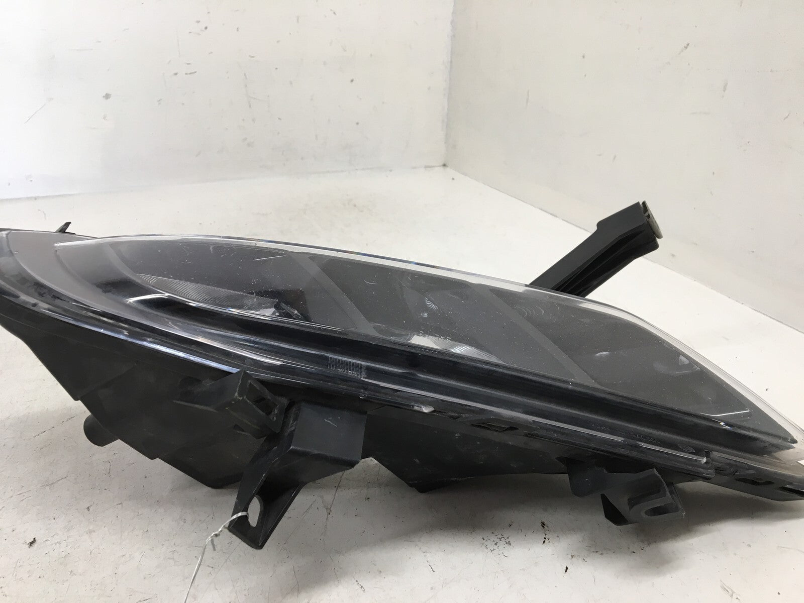Fog light Damaged Lamp Drivers Side LH Nissan Maxima 2016-2018 OEM