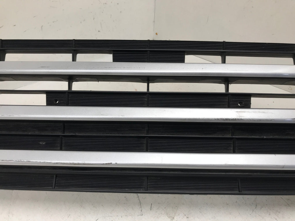 Grill Grille 2017-19 Toyota Highlander Suv 53112-0E180 OEM
