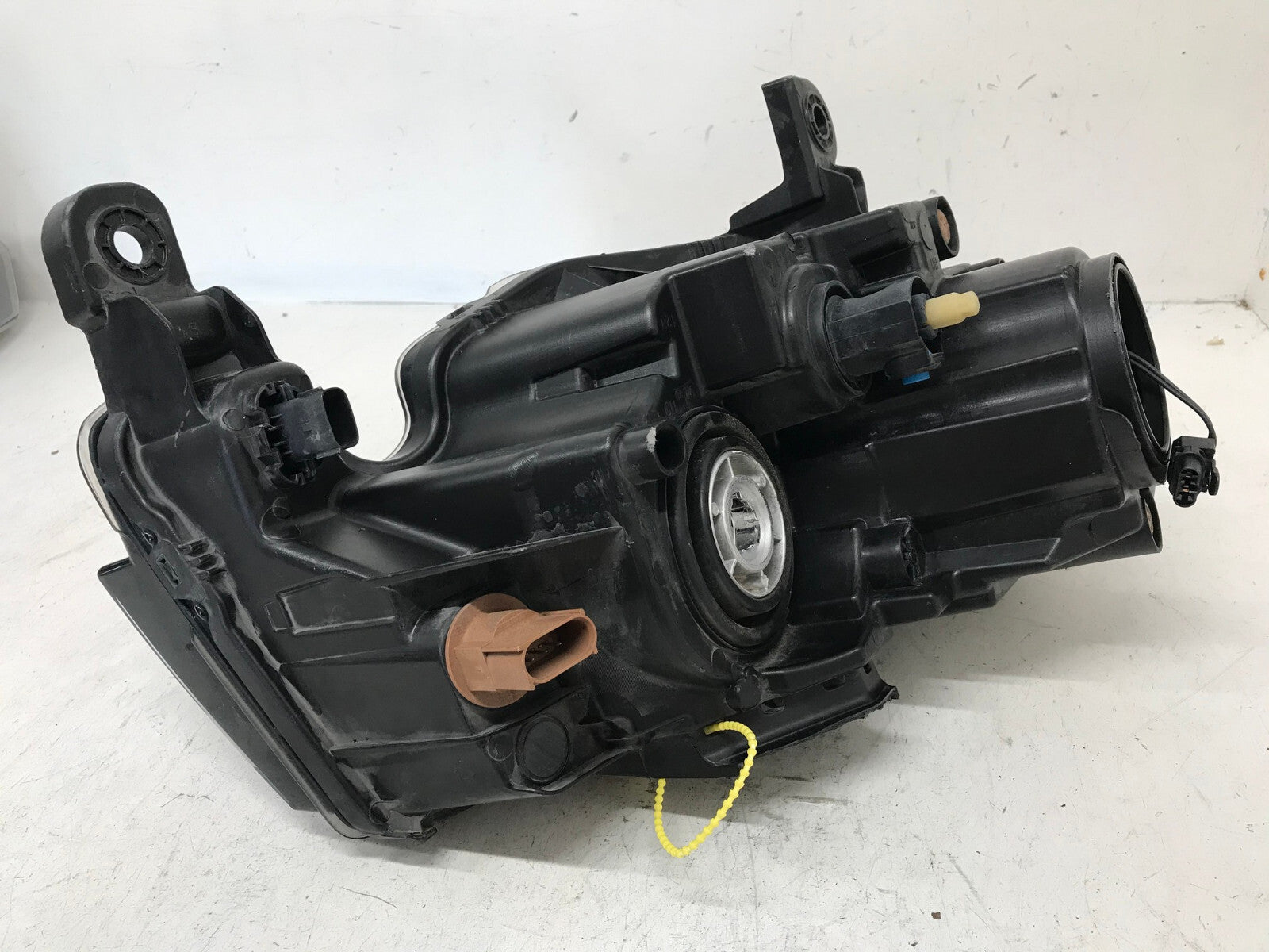 Headlight Damaged Left LH Driver Jeep Grand Cherokee 17-22 68289235AD OEM