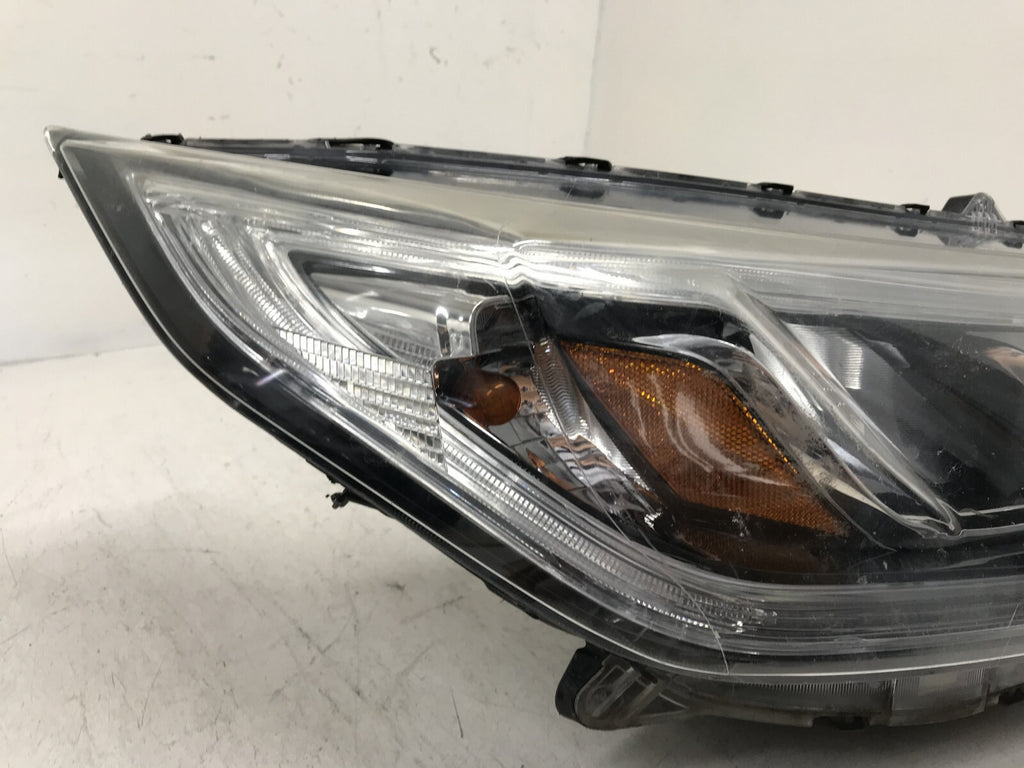 Headlight Damaged Right RH Passenger Halogen Honda CR-V CRV 2015 2016 OEM