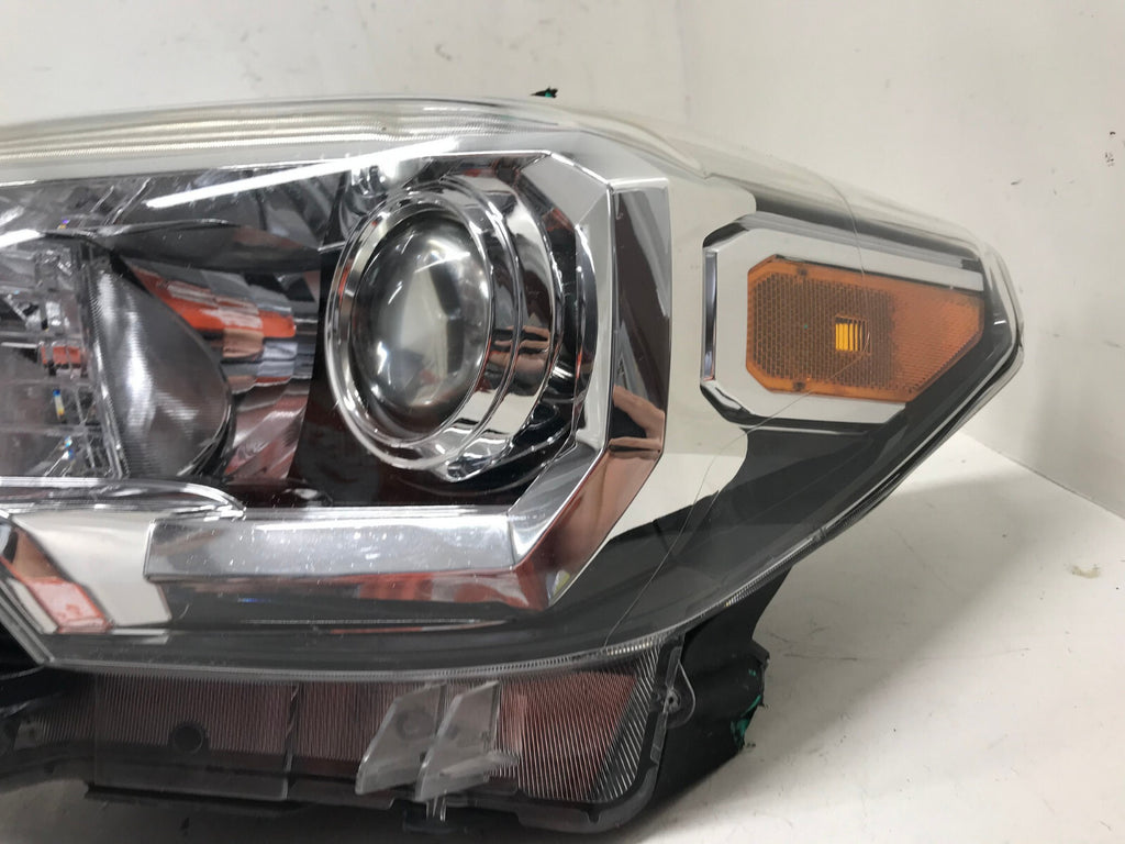 Projector Headlight Damaged Driver LH Toyota Tacoma 2016-2018 8115004250 OEM2