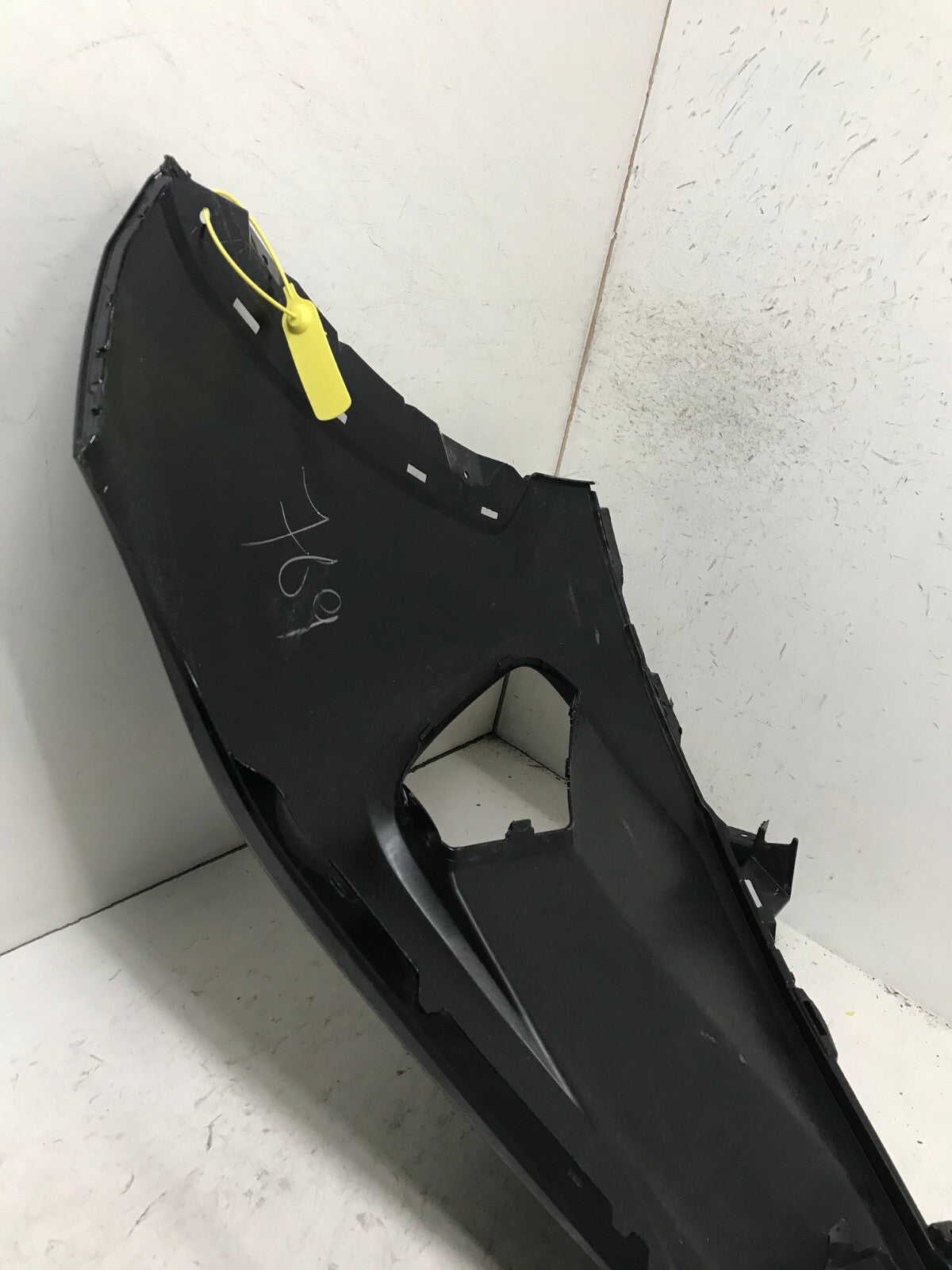 Front Bumper Cover 8X8/PT39 2019-21 Toyota RAV4 LE/XLE/Hybrid LE 52119-0R200 OEM