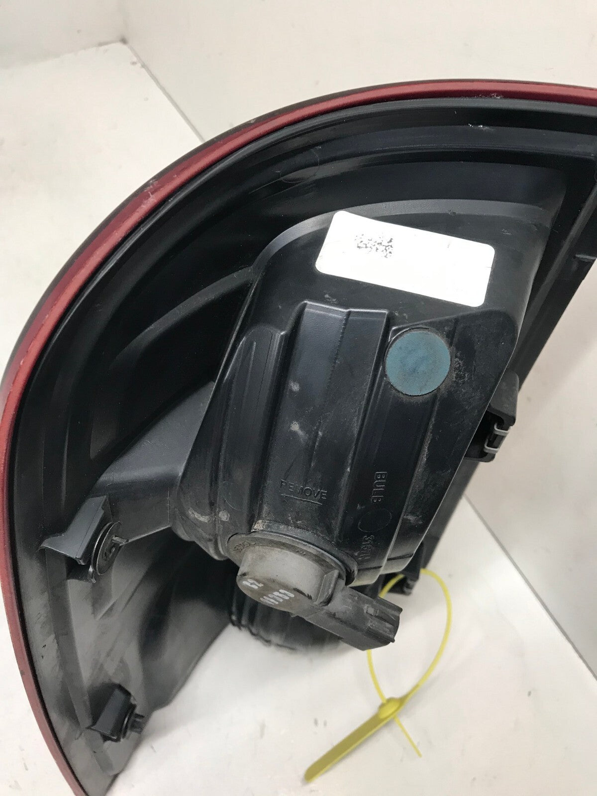 Tail light Damaged RH Right Dodge Ram 1500 2500 3500 2009-2018 55277414AA OEM