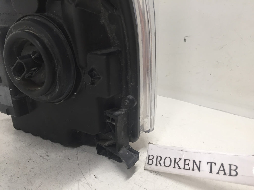 Headlight Damaged Passenger RH Ford F 250 F 350 2017 2018 2019 JC3B-13005-AC OEM