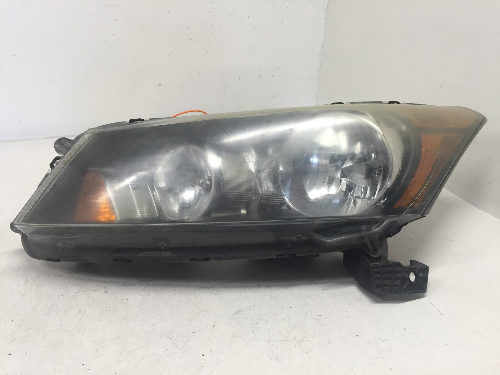 Headlight Damaged Headlamp Driver LH Honda Accord Sedan 08-12 33150-TA0-A01 OEM