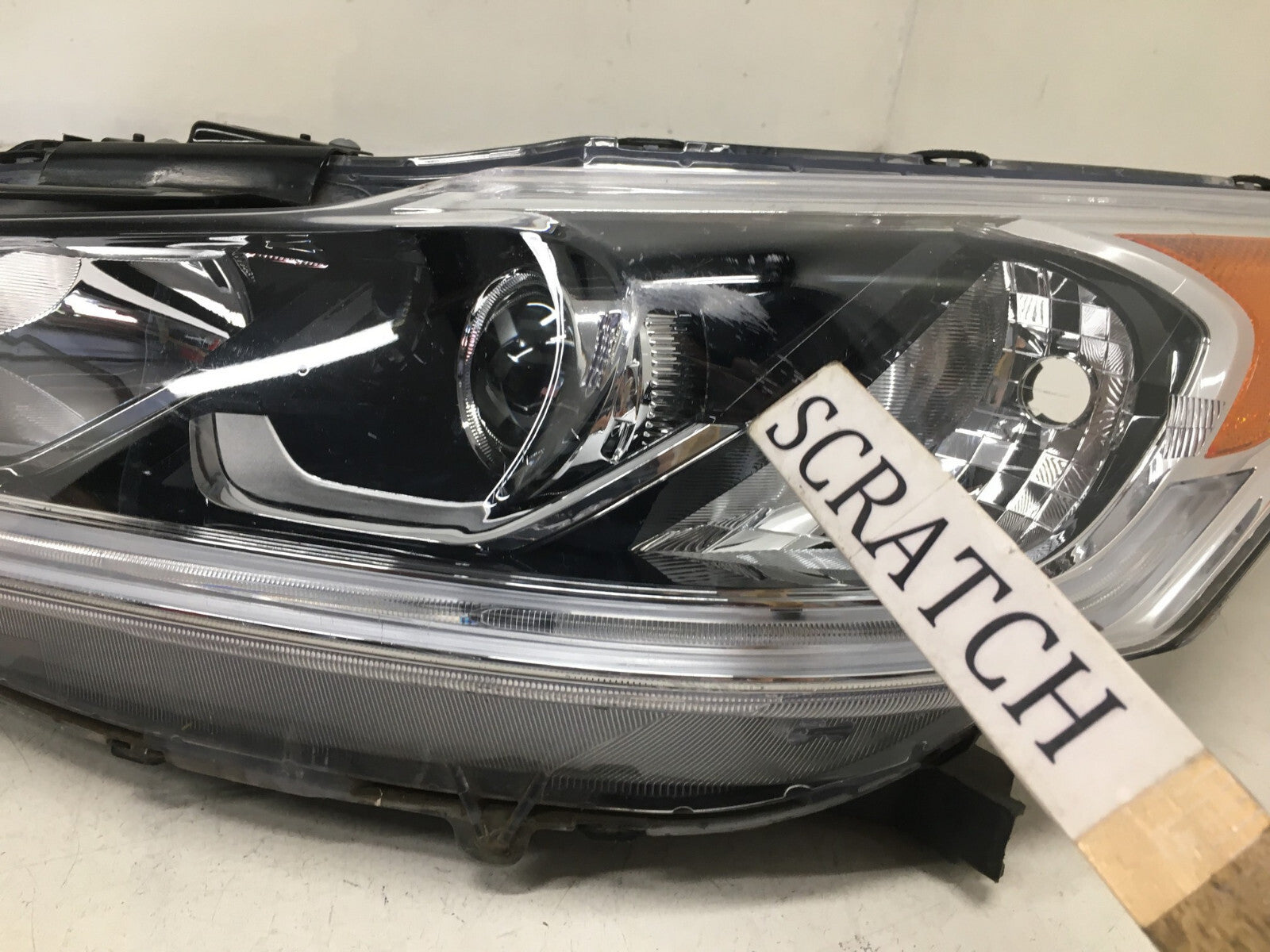 Headlight Damaged Driver LH Honda Accord Sport EX EX-L 16-2017 33150T2AA81 OEM