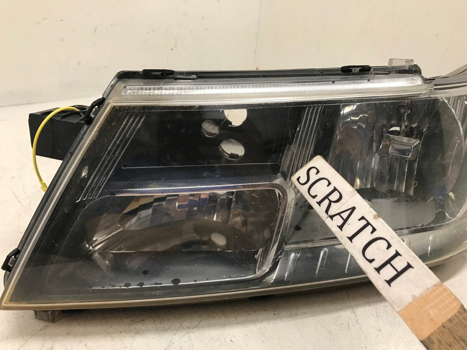 Headlight Damaged Driver LH Left 2014-2020 Dodge Journey 68200085AB OEM