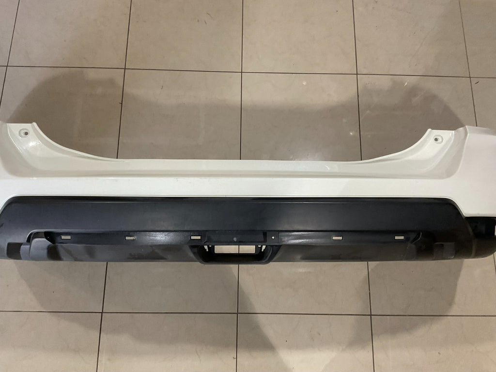 Rear Bumper Cover White 2017-2018 Nissan Rogue S/SL/SV/SV Hybrid 85022+6fr0h OEM