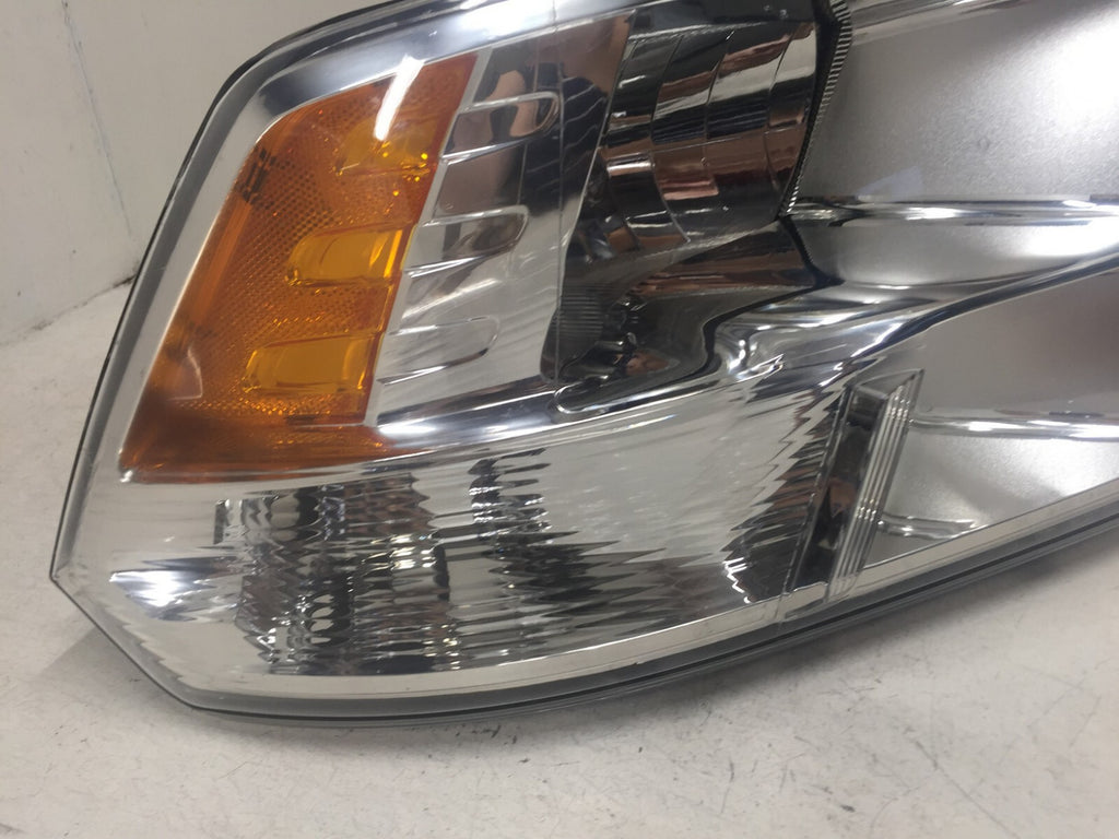 Head light Damaged RH Right Dodge Ram 1500/2500/3500 2009-2018 55277409AD OEM