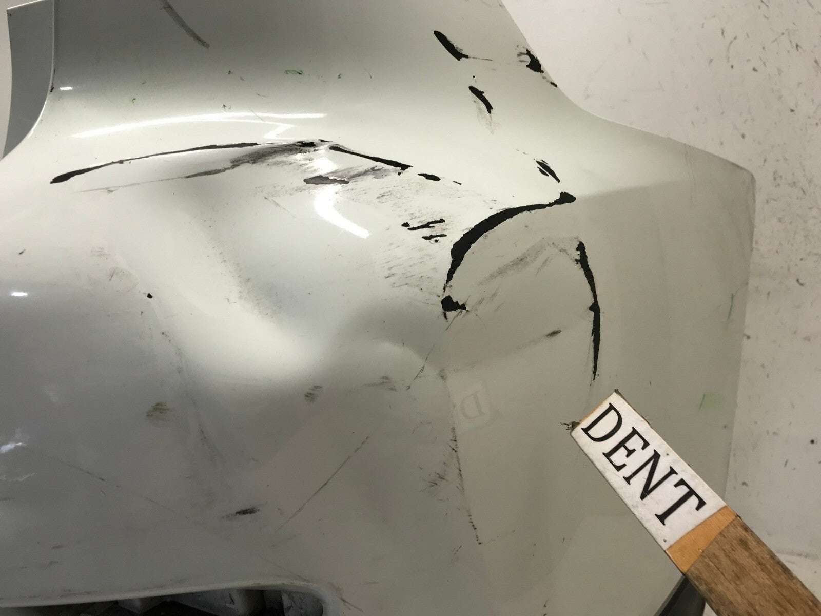 Rear Bumper Cover Nissan Pathfinder SV Platinum White 2017-2019 85022-9PF0H OEM2