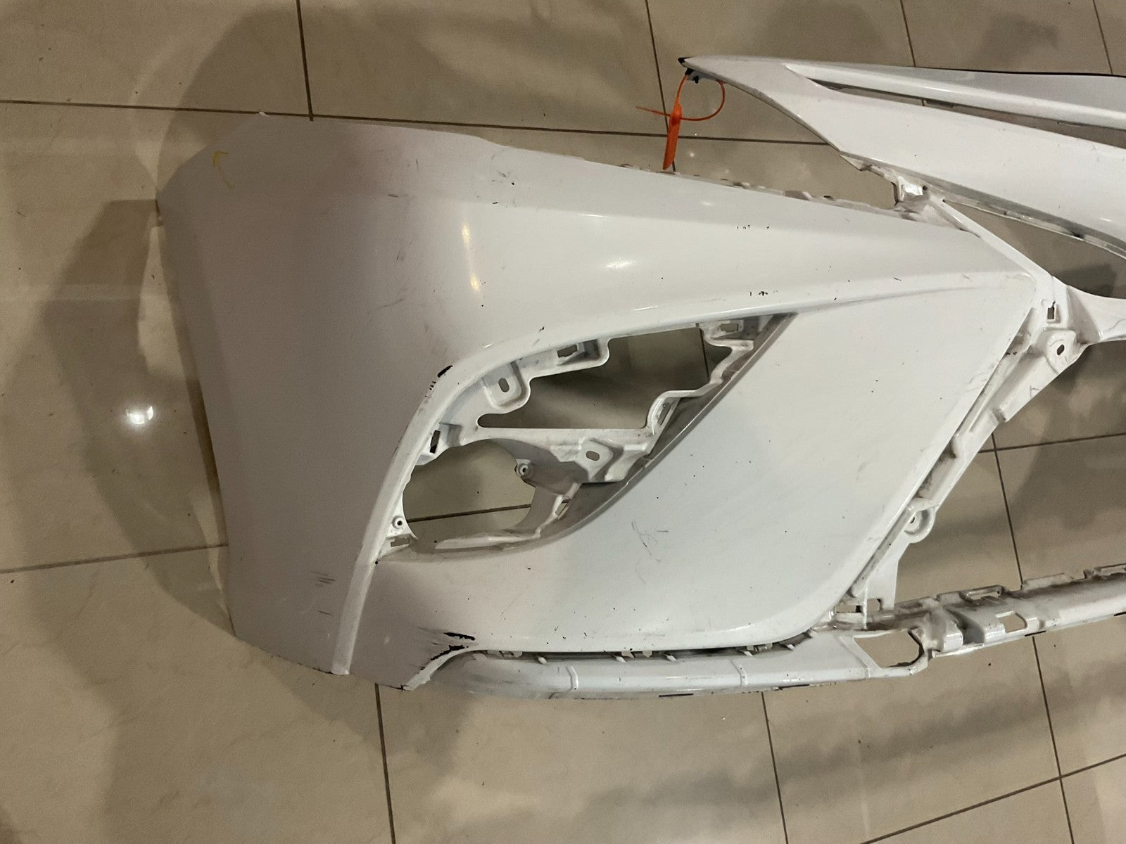 Front Bumper Cover White Toyota Camry 2021 2022 52119+06e20 OEM