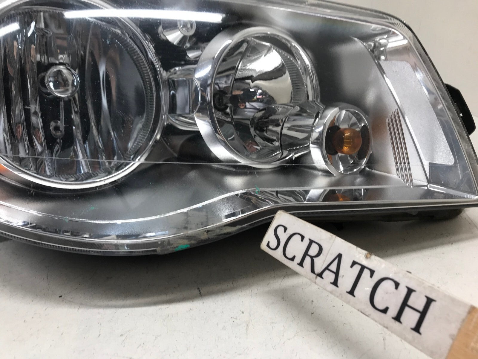 Headlight Damaged Right RH 08-16 Chrysler Town & Co 11-20 Caravan 5113336AG OEM