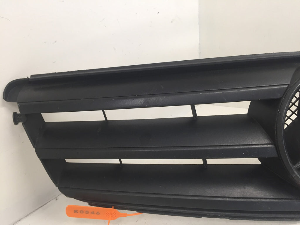 Grille Grill Mercedes C Class C250 C300 2008-2012 A2048800023 OEM