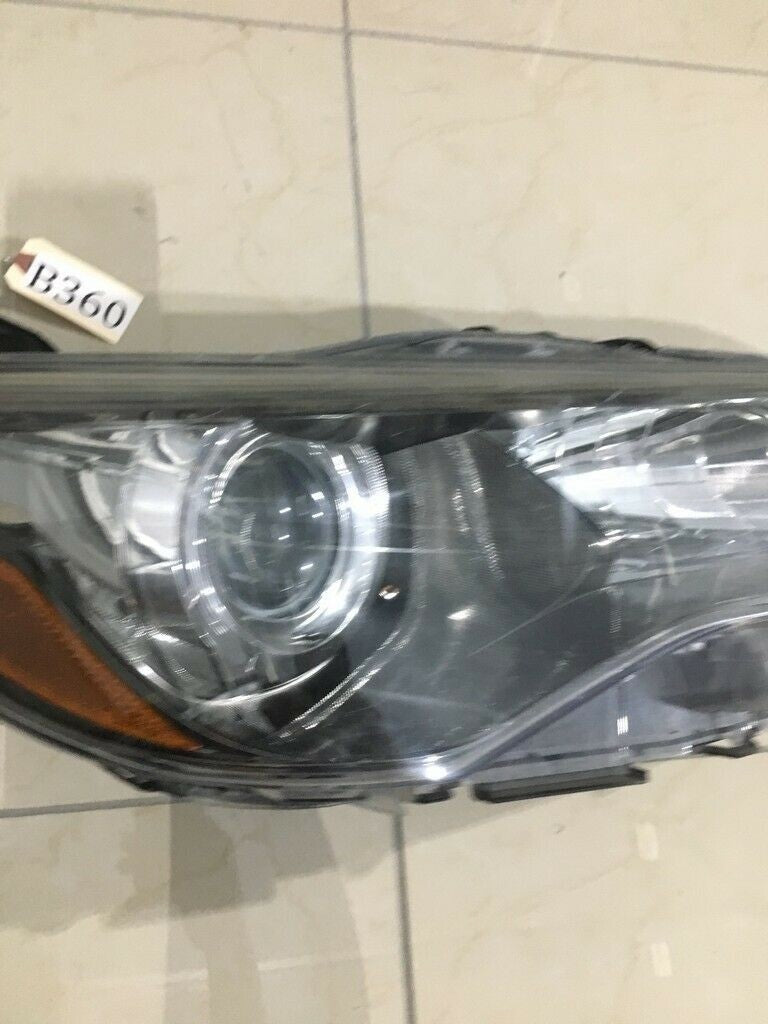 Halogen Headlight Damaged Passenger RH Right Toyota Camry 2015-2017 Original (2)
