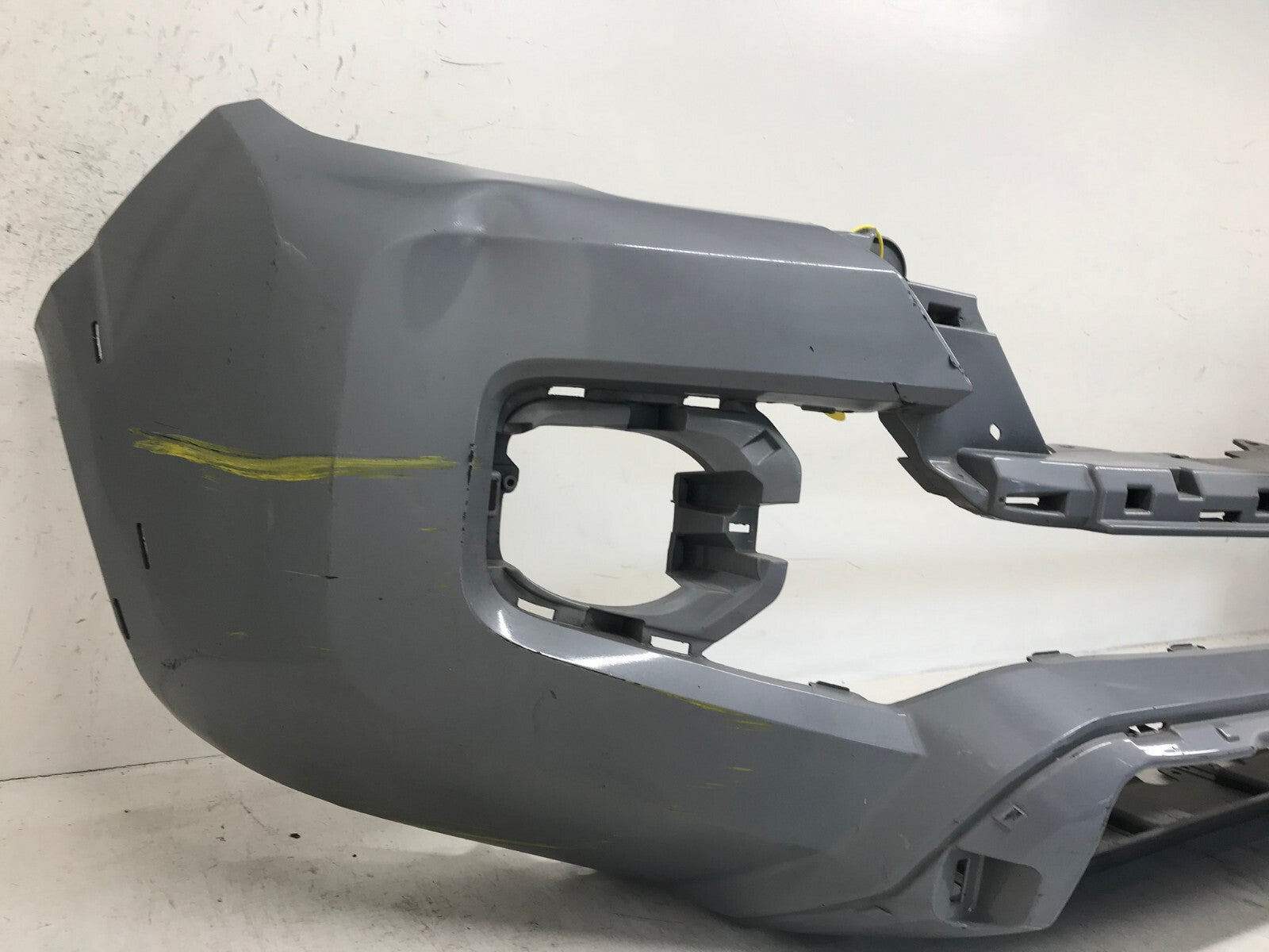 Front Bumper Cover Toyota Tacoma SR/SR5/Limited Grey 2016-2018 52119-04240 OEM2