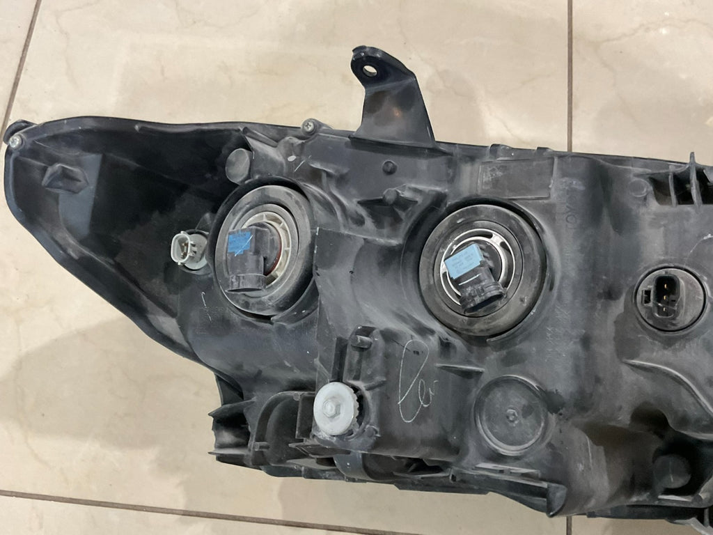 Headlight Left LH Driver 2016-2022 Toyota Tacoma CAPA
