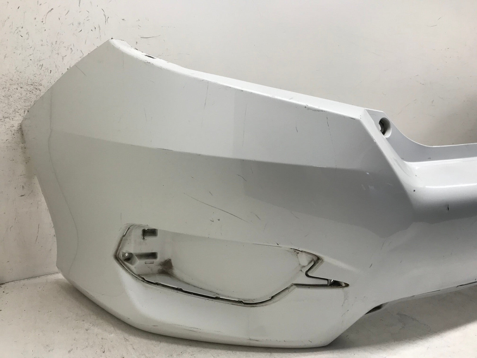 Rear Bumper Cover Honda Civic EX/LX/Touring White 2016-2018 71501-TBA-A010 OEM