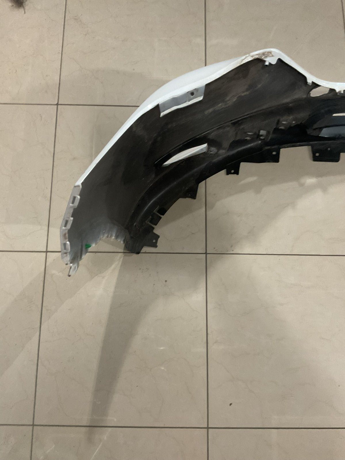 Front Bumper Cover White Mazda CX 5 Sport Touring Select 17 2018 kb8a+50031 OEM