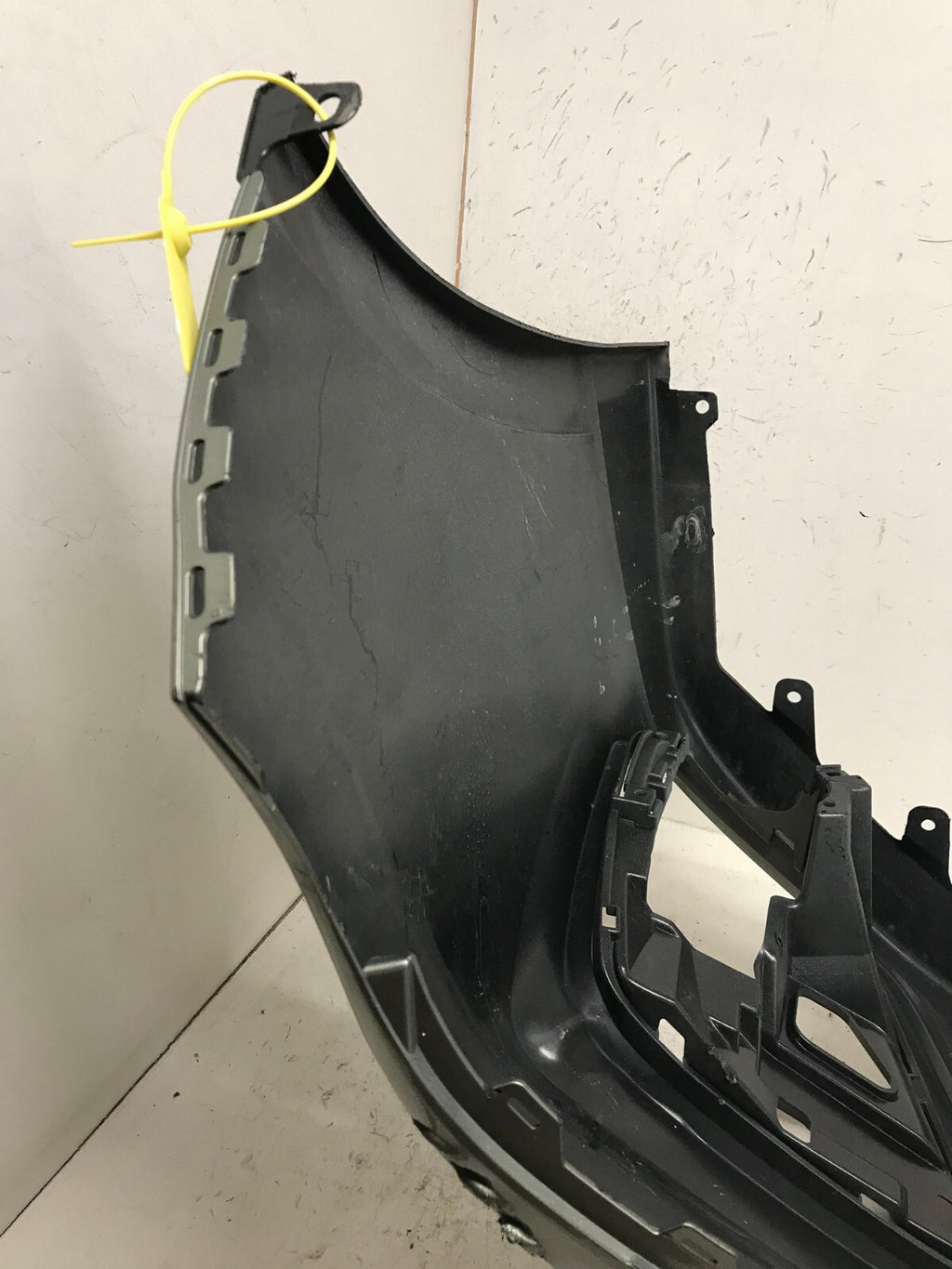 Front bumper Cover Subaru Forester Base/Limited/Prem/Sp/Tour Green 2019-2021 OEM