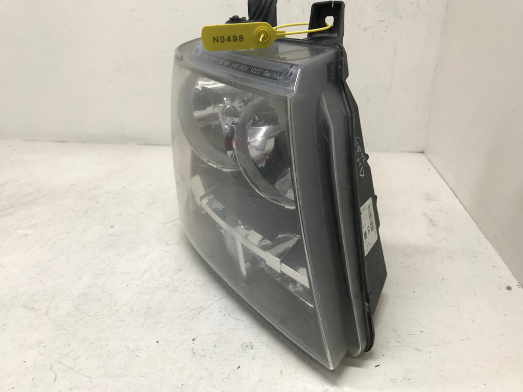Headlight Damaged Right RH Passenger Chevrolet Suburban 2007-2014 15950808 OEM