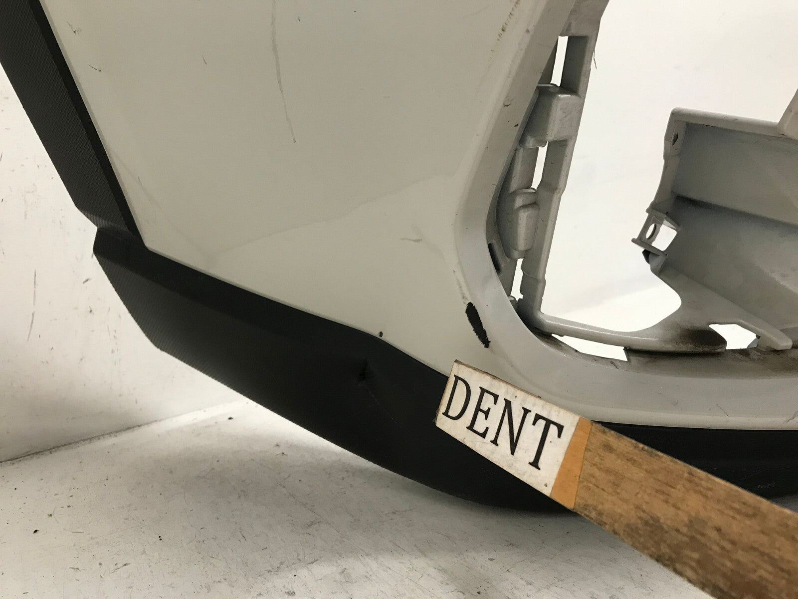 Front Bumper Cover Subaru Forester White 2019-2021 57704SJ010 OEM