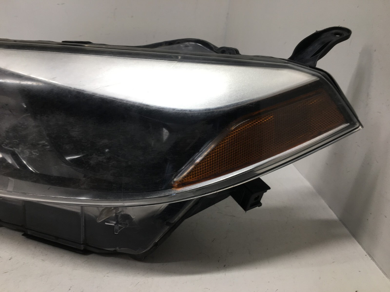 Headlight Damaged Headlamp Driver LH Toyota Corolla 2014-2016 81150-02E60 OEM