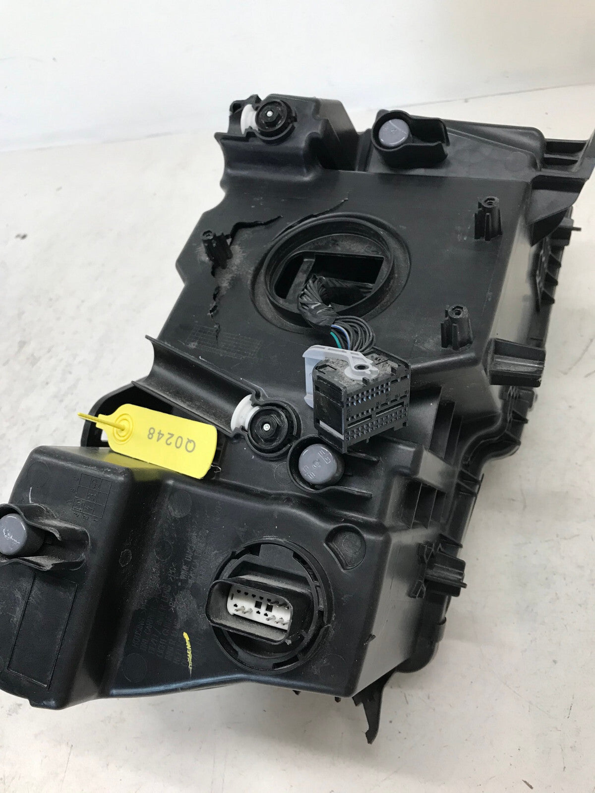 Headlight Damaged Left LH Driver 2021-2023 Jeep Grand Cherokee 68376987AF OEM