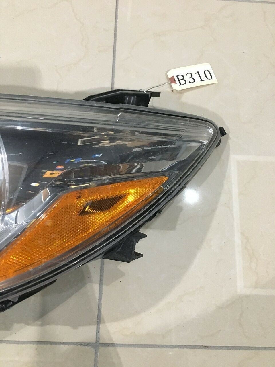 Halogen Headlight Damaged Left LH Driver Side Toyota Camry 2015 2016 Original