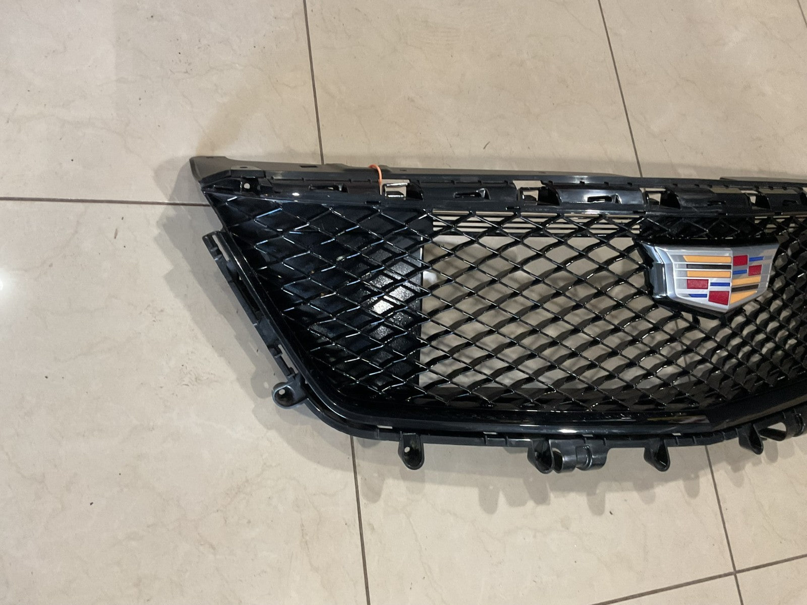 Grille Grill 2024 2025 Cadillac XT4 CAPA