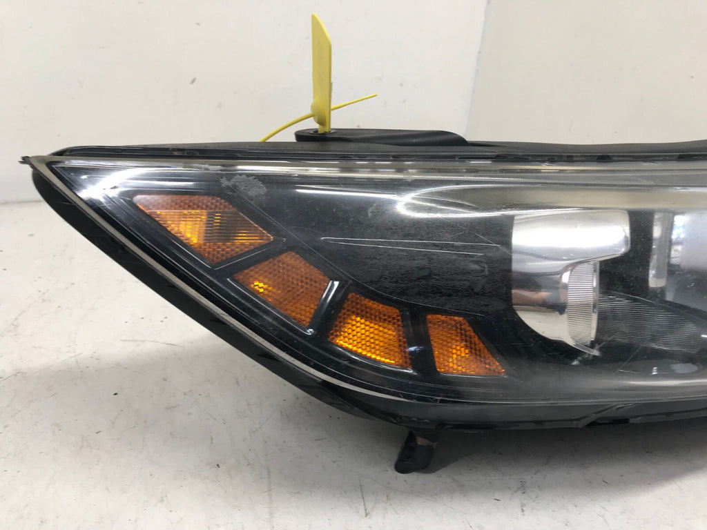 Headlight Damaged Passenger Right RH Kia Optima 2011 2012 2013 323-1135R-AS2 OEM