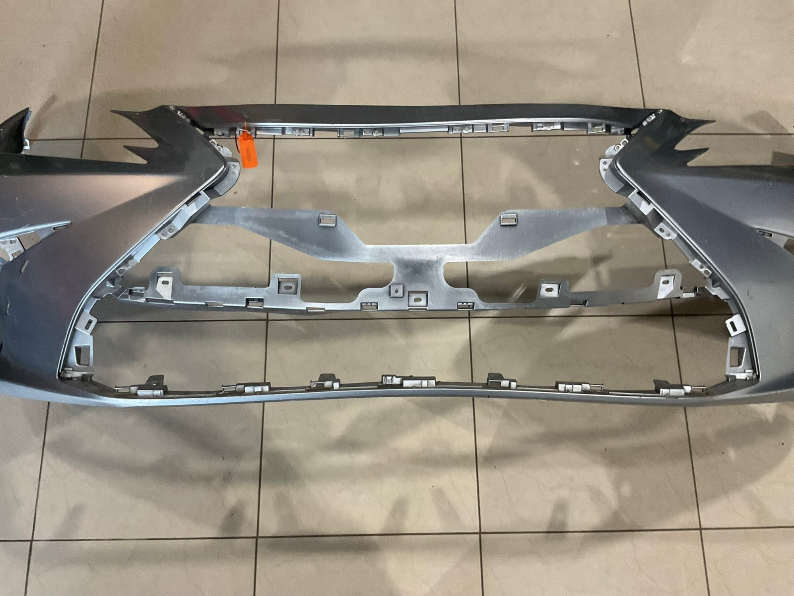 Front Bumper Cover Silver 2019 2020 Lexus Es350 Base Model 52119+06j00 OEM