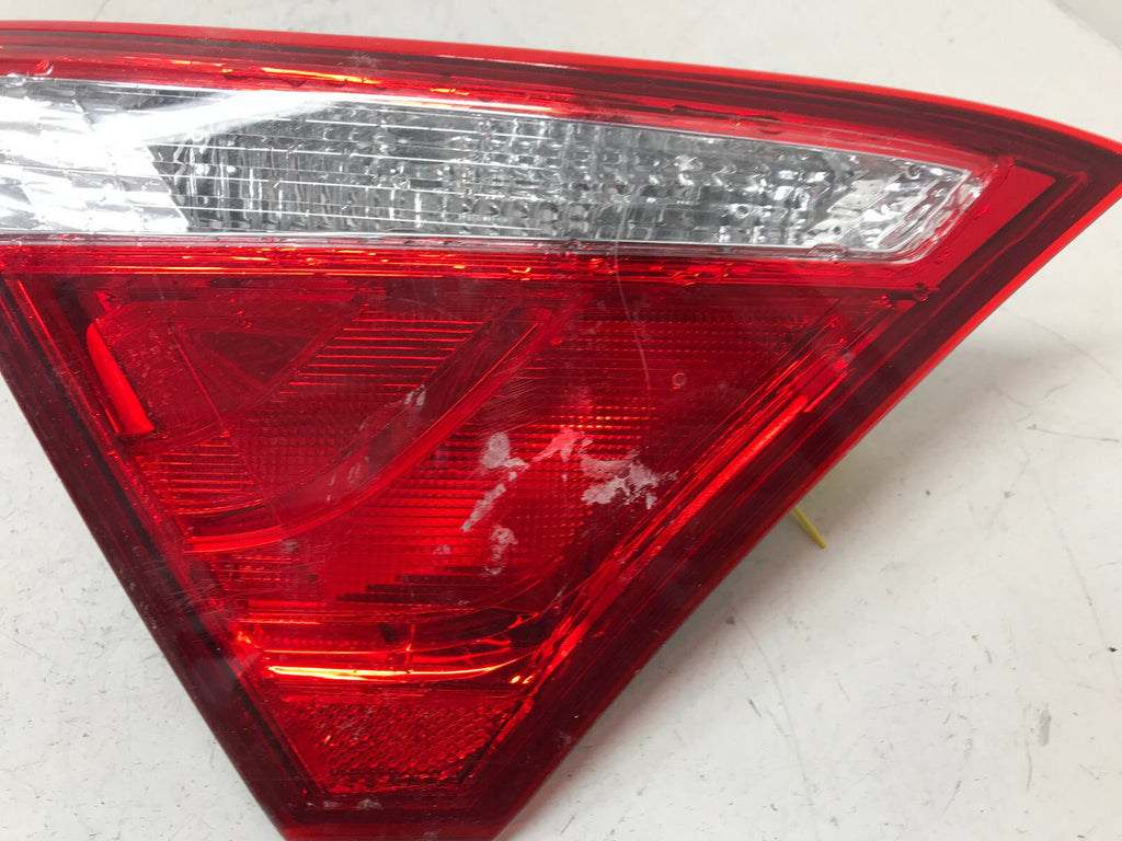 Tail light Damaged Left LH Driver Toyota Camry 2015 2016 2017 8159006410 OEM