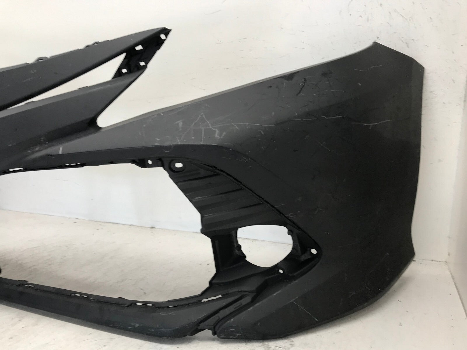 Front Bumper Cover Black 2018 2019 2020 Toyota Camry L/LE/XLE/Hybrid CAPA
