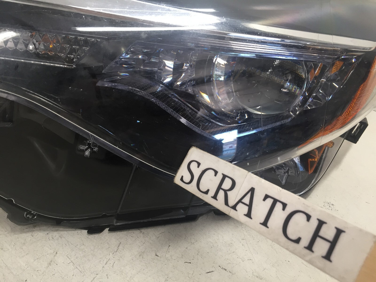Headlight Damaged Headlamp Driver LH Corolla CE L LE ECO 17-19 81150-02M70 OEM