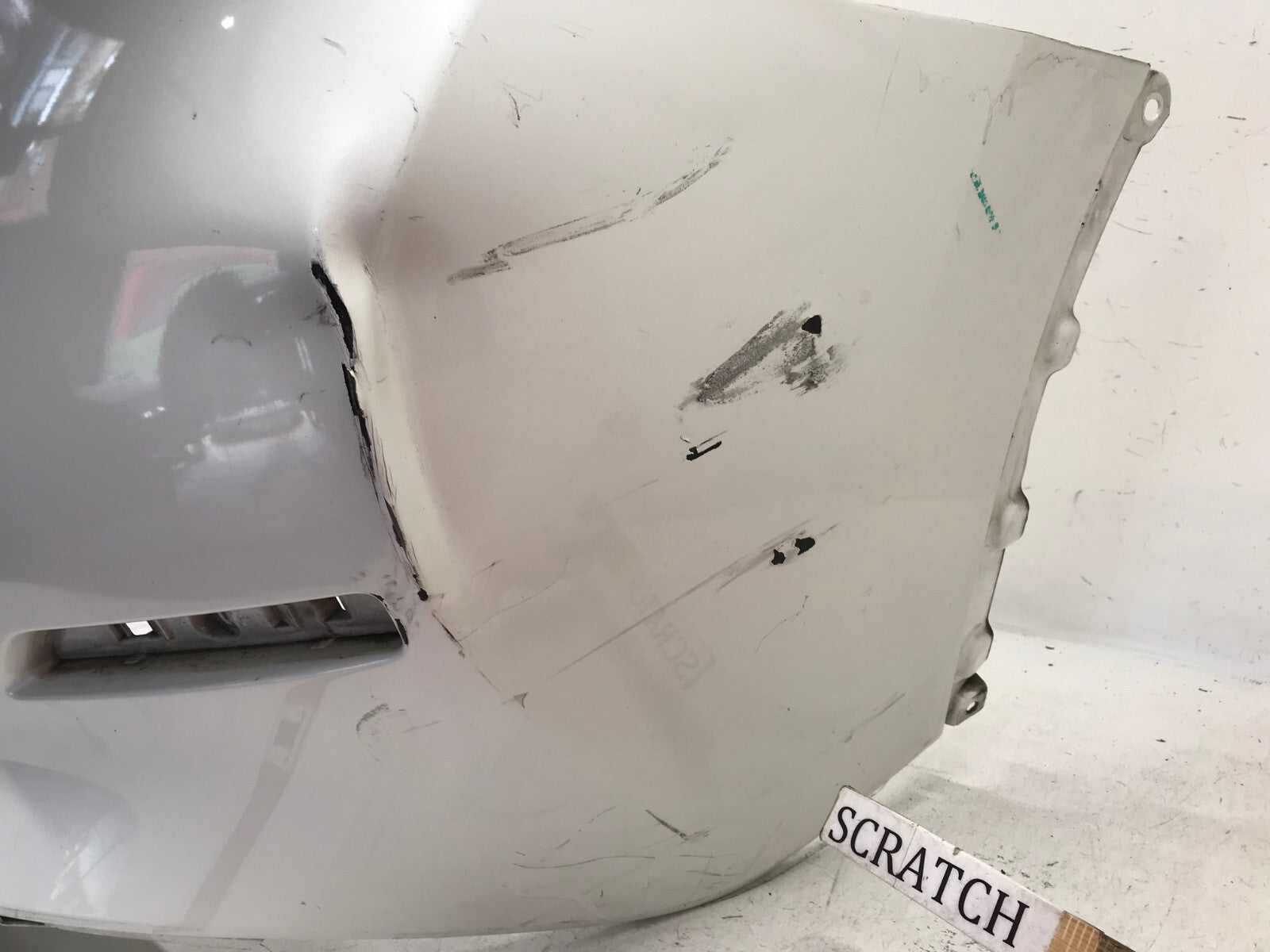 Rear Upper Bumper Cover Nissan Murano S SL SV Plat. White 15-17 85022-5AA0H OEM