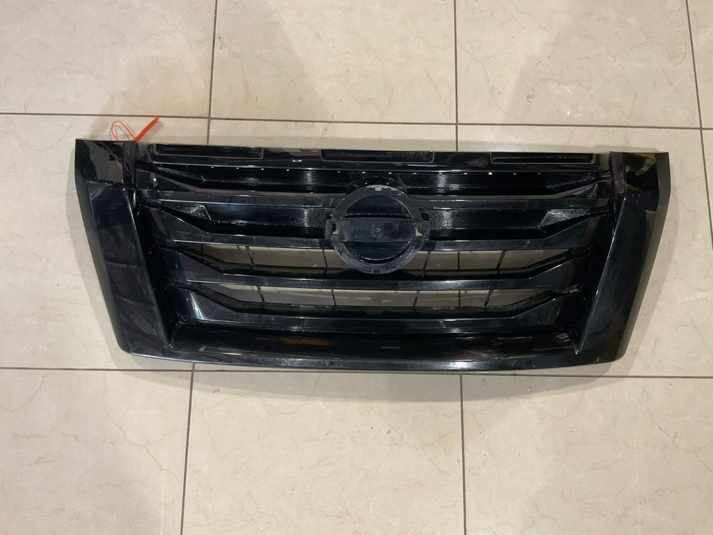 Grill Grille Black/Silver 2022 -2023 - 2024 Nissan Pathfinder 623106ta0a+b OEM