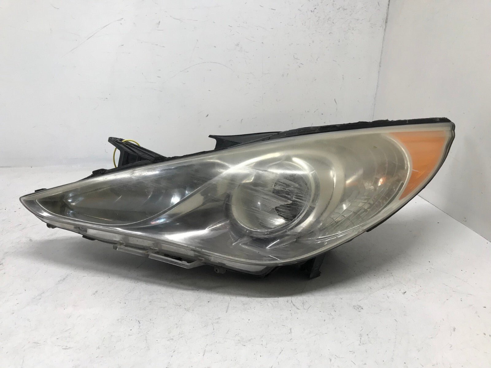 Headlight Damaged Left Driver LH 2011-2014 Hyundai Sonata CAPA