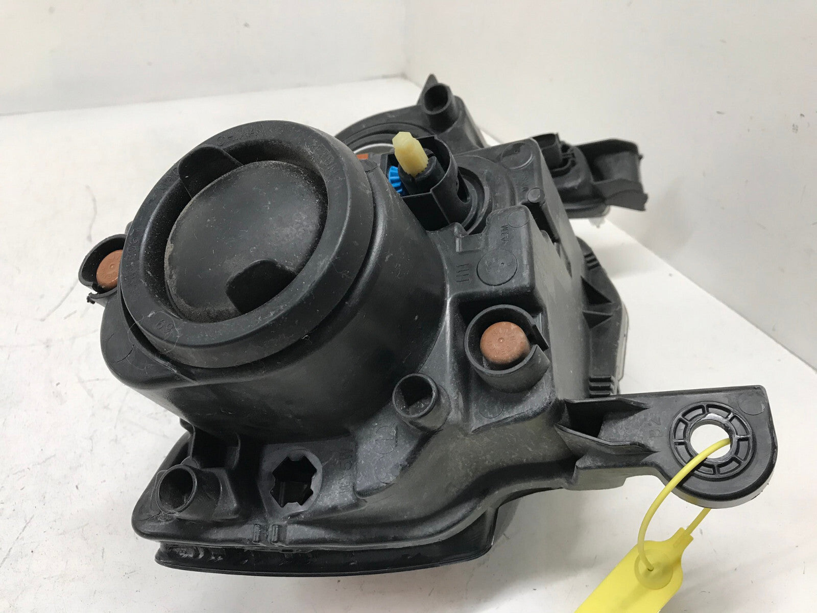 Headlight Damaged Driver Left LH Jeep Grand Cherokee 2016-2020 68266647AD OEM