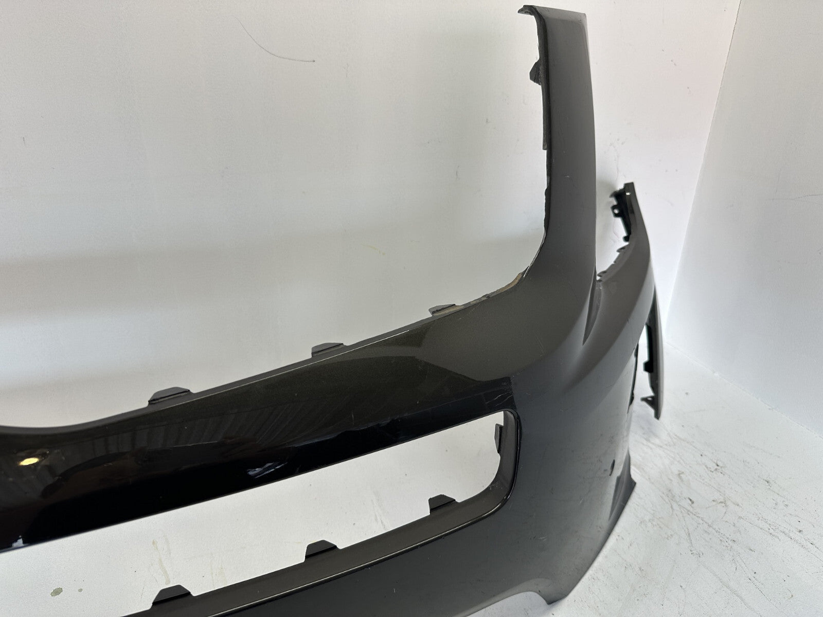 Front Bumper Cover deep green 20-22 Kia Telluride w/Sensor Holes 86511-S9000 OEM