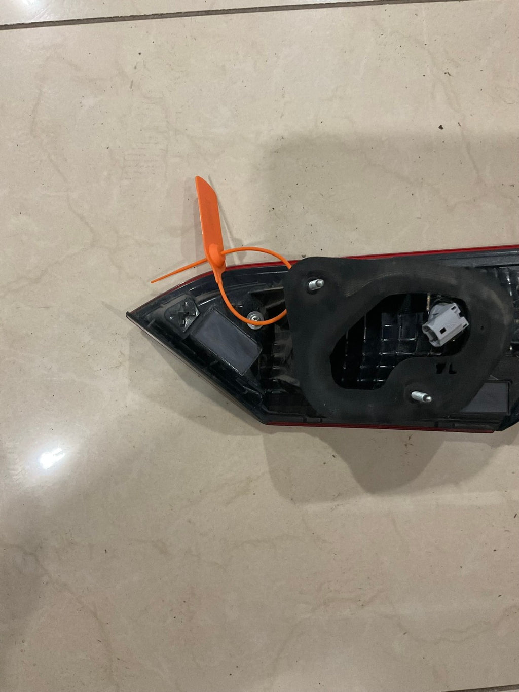 Tail light Left LH Driver 2018 2020 Toyota Camry CAPA