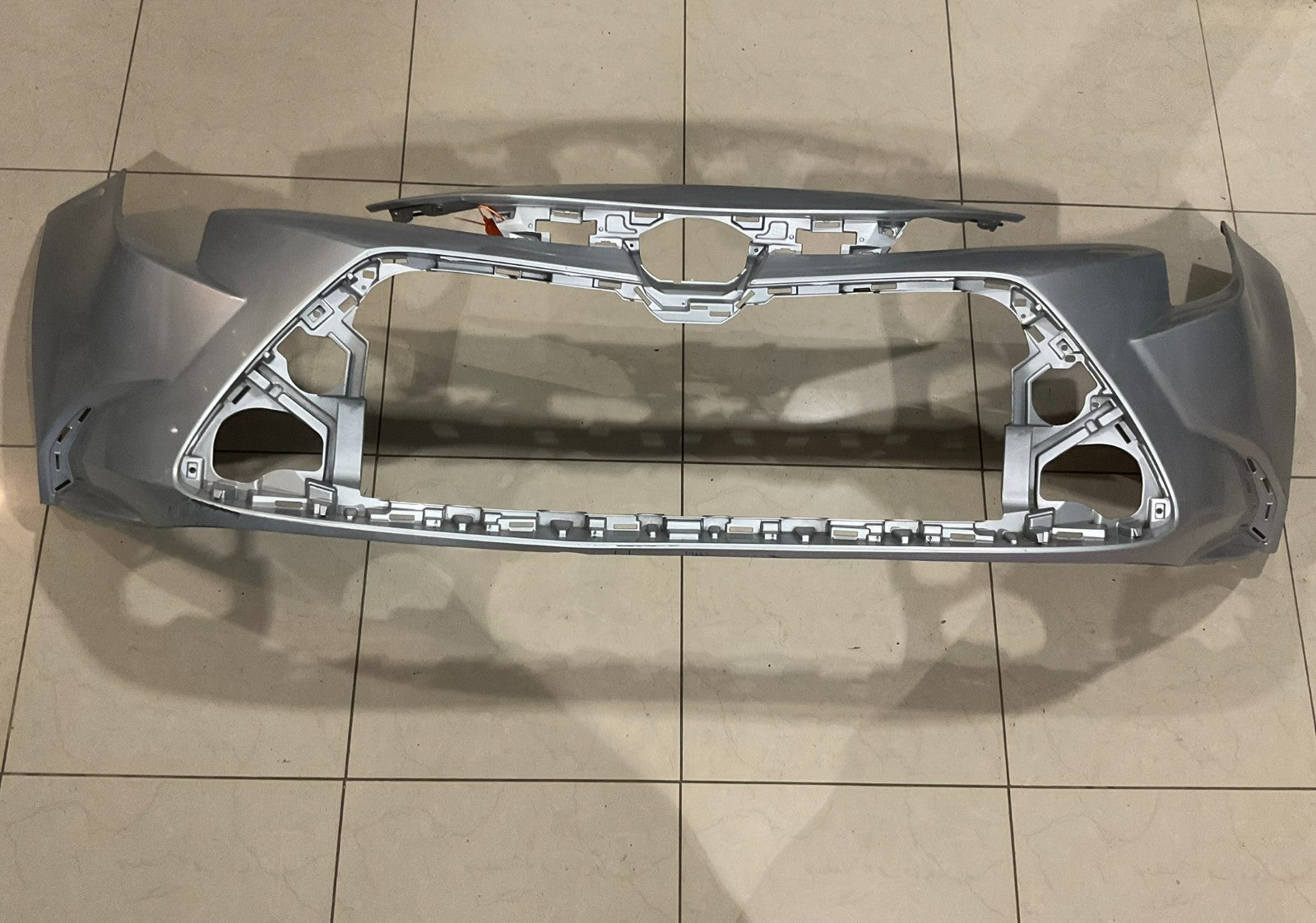 Front Bumper Cover Silver 2020 2021 2022 Toyota Corolla LE XLE CAPA