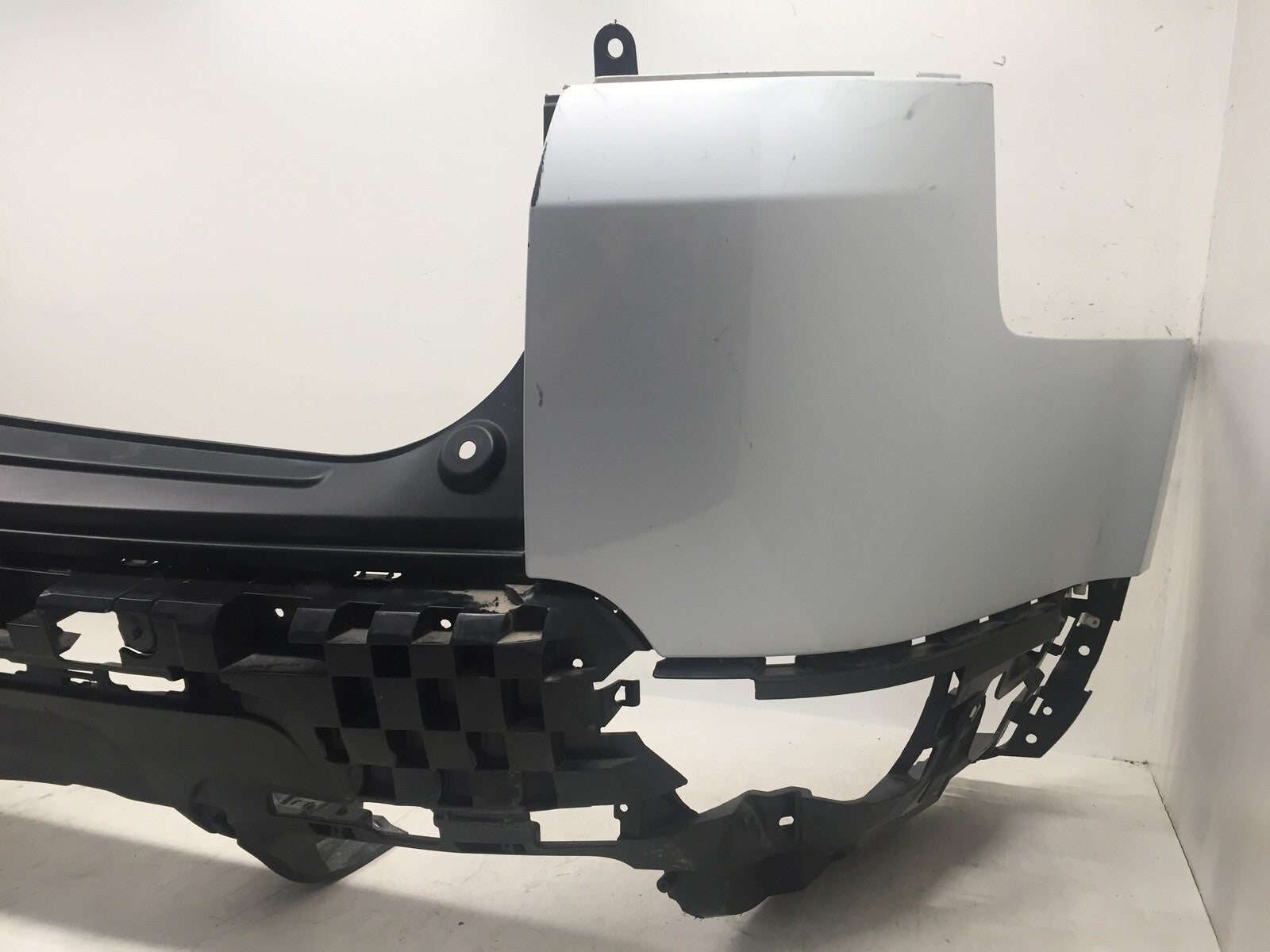 Rear Bumper Cover Land Rover Range Rover Sport Base SE HSE 14-17 DK62-17F954 OEM