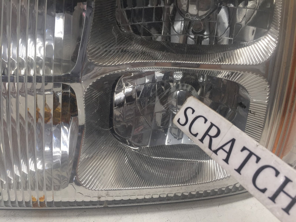Headlight Damaged Driver Left LH Cadillac Escalade EXT 2003-2006 21995477 OEM