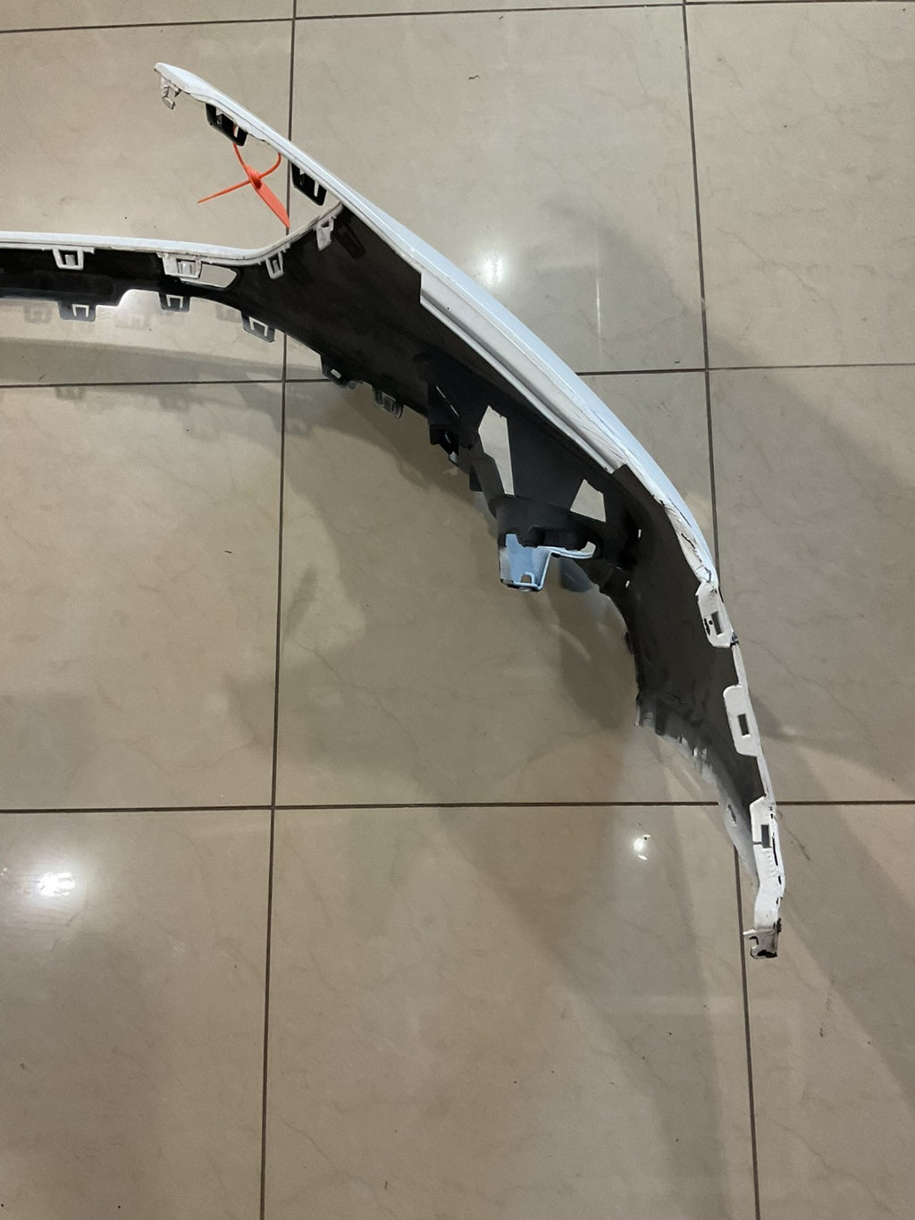 Front Bumper LOCAL White 18-21 Chevrolet Traverse 23234804 OEM